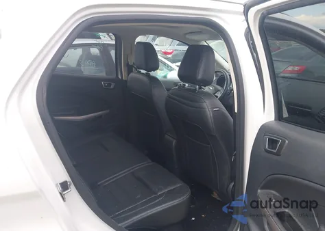 2019 Ford Ecosport Titanium z USA, uszkodzony, nr VIN MAJ6S3KL8KC310935